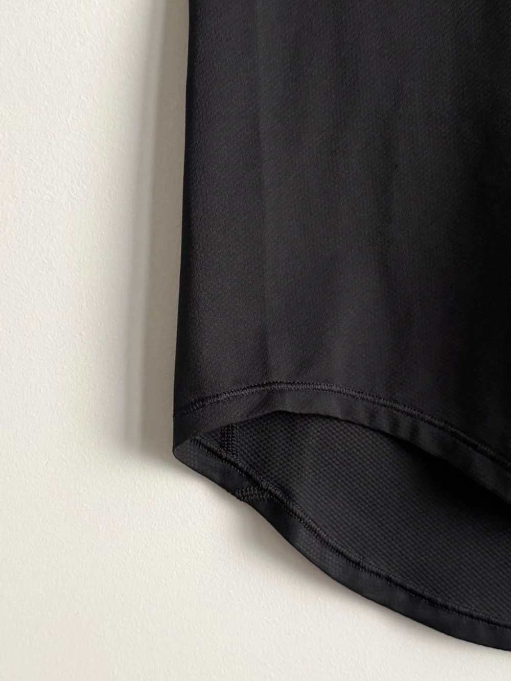 lululemon high neck running & training t-shirt - Picture 6 of 15